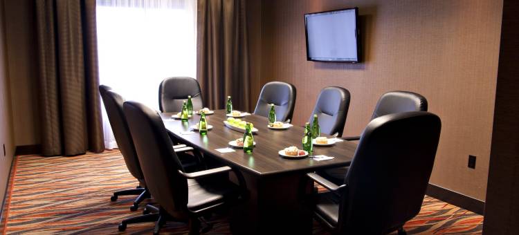 Holiday Inn Express 彭布罗克(Holiday Inn Express Pembroke)图片