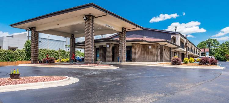 大学伊克诺套房酒店(Econo Lodge Inn & Suites University)图片