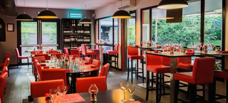 洛日欧泰勒勒格里勒(Logis Hotel Lons-Le-Saunier - Restaurant le Grill)图片