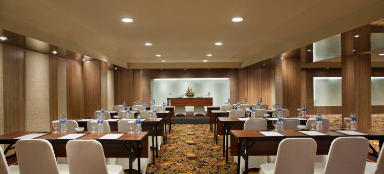 巴厘岛库塔日落大道华美达酒店(Ramada by Wyndham Bali Sunset Road Kuta)图片