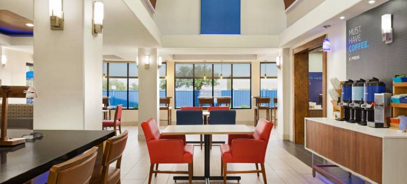 智选假日套房酒店任务麦卡伦地区(Holiday Inn Express & Suites MISSION-MCALLEN AREA by IHG)图片