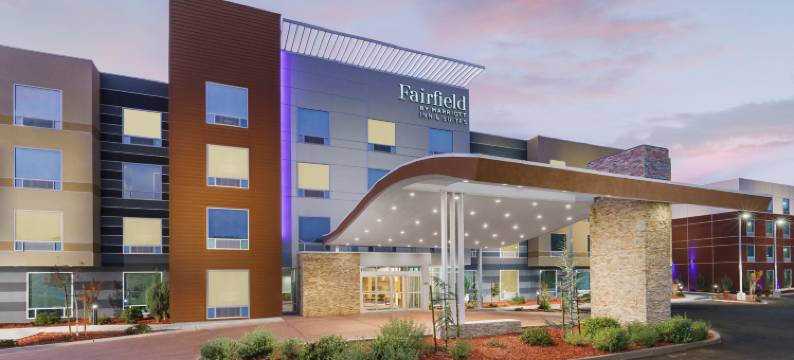 约塞米蒂奥克赫斯特万枫酒店(Fairfield Inn & Suites Oakhurst Yosemite)图片