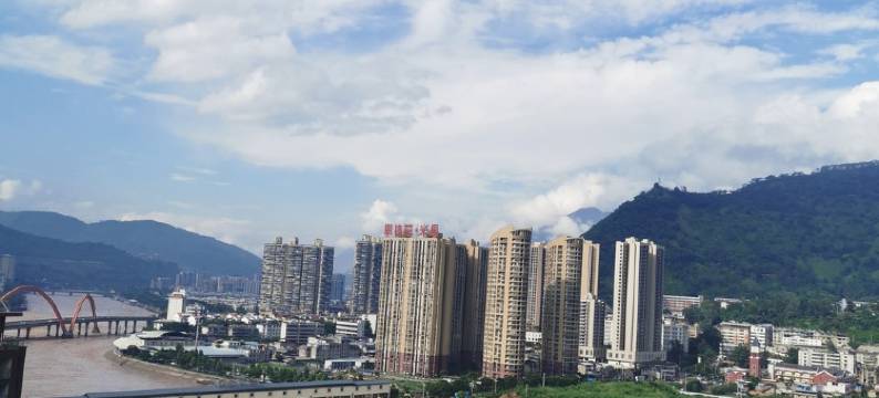 温馨时光民宿(大坪南路分店)图片