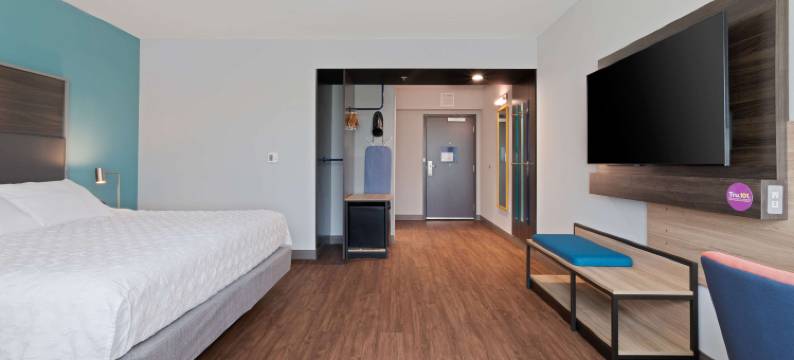 布雷登顿I-75希尔顿特鲁酒店(Tru by Hilton Bradenton I-75)图片