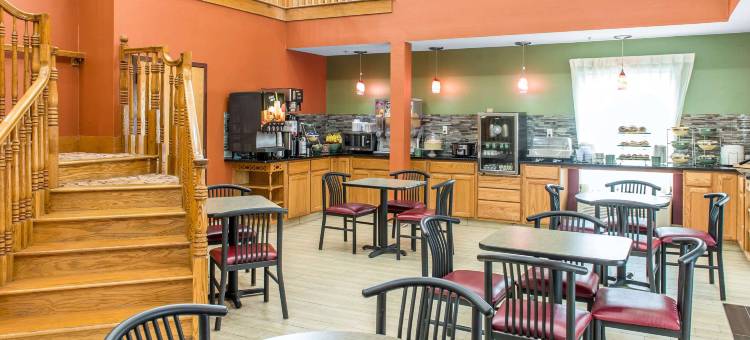 哥伦布西希利亚德凯艺套房酒店(Quality Inn & Suites Columbus West - Hilliard)图片
