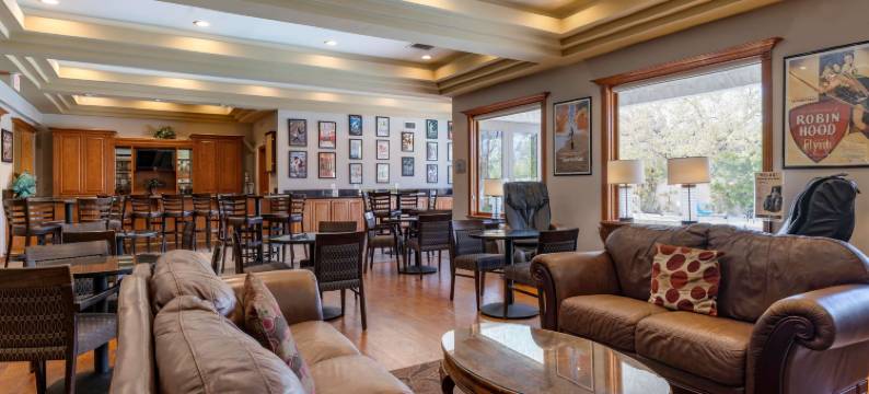 千橡市贝斯特韦斯特优质酒店(Best Western Plus Thousand Oaks Inn)图片