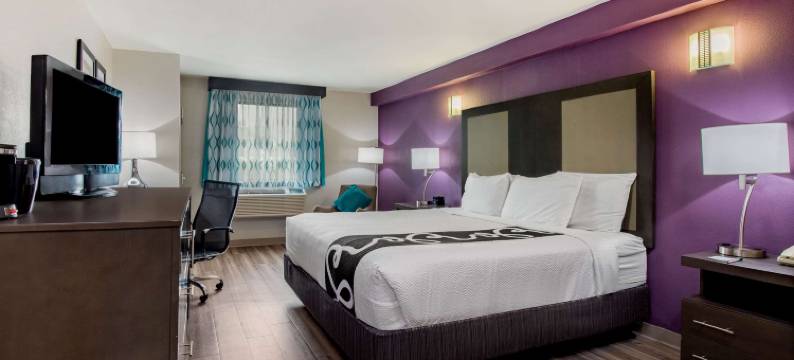 拉昆塔温德姆酒店西长枝/NJ海岸地区(La Quinta Inn by Wyndham West Long Branch/NJ Shore Area)图片