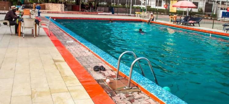 达姆格雷特皇家酒店(Damgrete Royal Hotel)图片