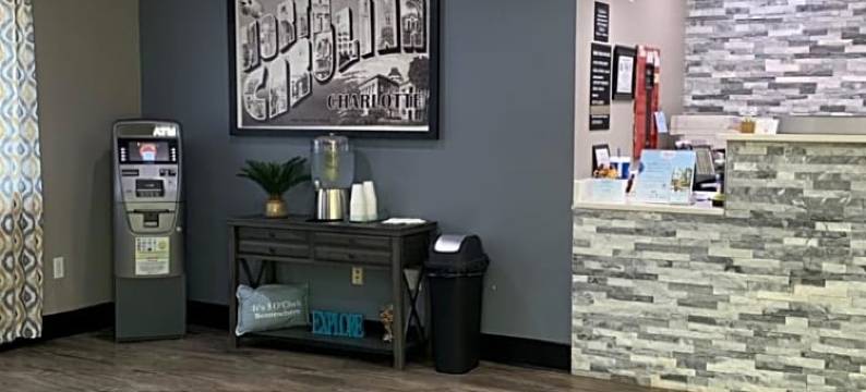 夏洛特大学速8酒店(Super 8 by Wyndham Charlotte University)图片