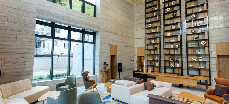 丽呈朗誉酒店(肇庆火车站七星岩景区店)图片