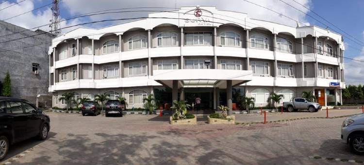 杜里苏里亚酒店(Surya Hotel Duri)图片