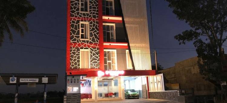 凯潘延沙里奥酒店(D'Shario Hotel- Kepanjen)图片