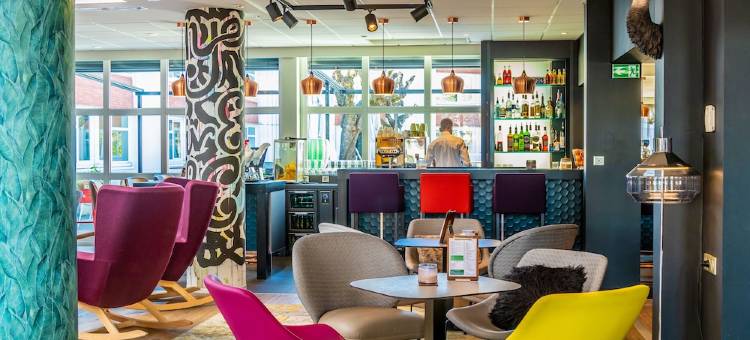 里昂布隆会展中心诺富特酒店(Novotel Lyon Bron Meeting & Events)图片