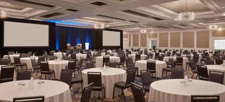 北多伦多派克威贝斯特韦斯特酒店(Best Western Parkway Hotel Toronto North)图片