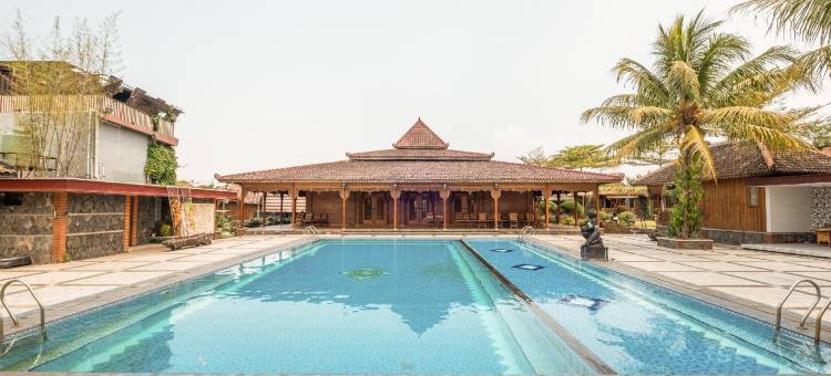 OYO-1347乔格洛加鲁特伊斯兰小屋(OYO 1347 Joglo Garut Cottage Syariah)图片