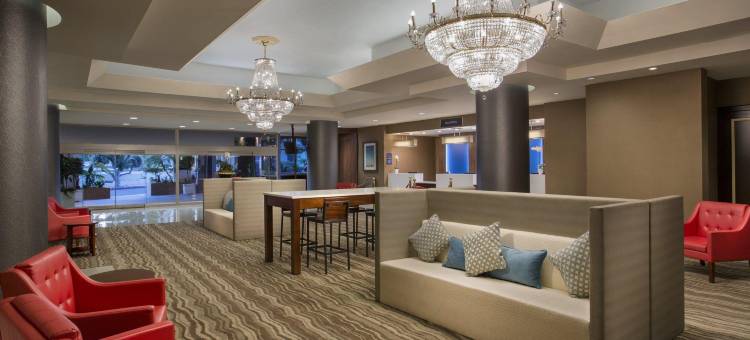 洛杉矶港皇冠假日酒店(Crowne Plaza Los Angeles Harbor Hotel)图片