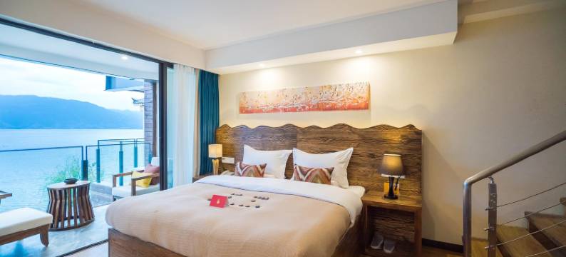 泸沽湖晓驻·摩梭湖景酒店图片