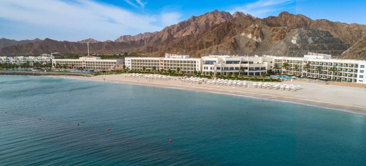 富查伊拉丽笙度假村(Radisson Blu Resort Fujairah)图片
