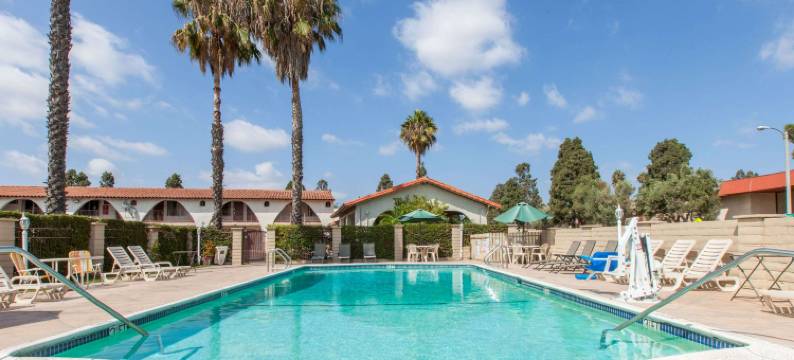 卡马里奥文图拉戴斯酒店(Days Inn by Wyndham Camarillo - Ventura)图片