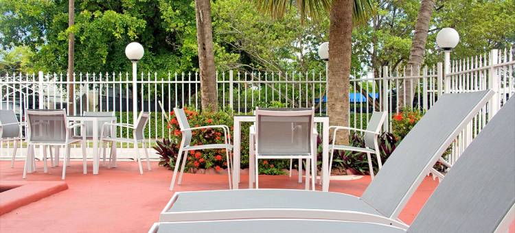 劳德代尔堡Travelodge by Wyndham(Travelodge by Wyndham Fort Lauderdale)图片