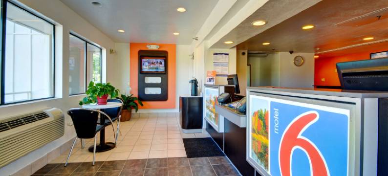 温莎洛克斯哈特福德6号汽车旅馆(Motel 6 Windsor Locks, CT - Hartford)图片