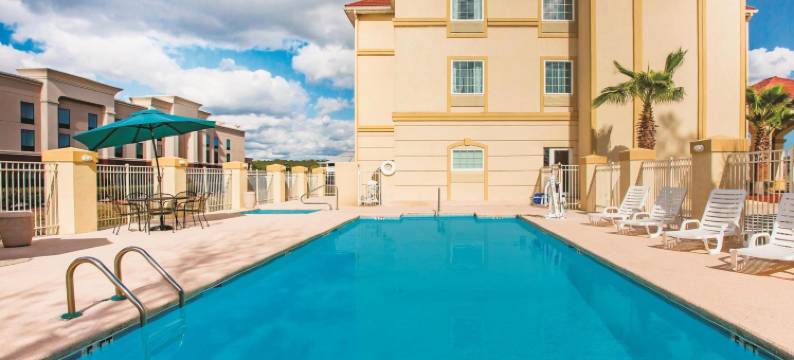 Spark by Hilton Kingsland图片