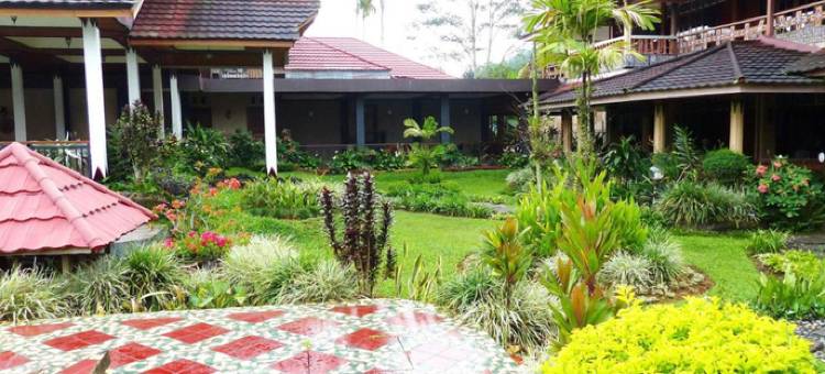 托拉雅托森纳酒店(Toraja Torsina Hotel)图片