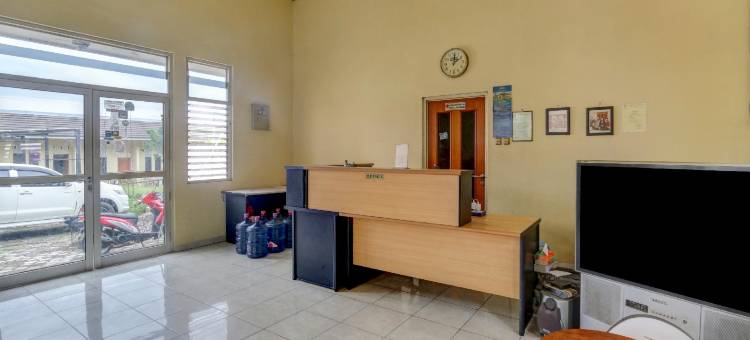 OYO Life 90159 普里阿索卡宾馆(OYO Life 90159 Puri Asoka Guest House)图片