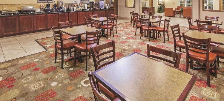 斯蒂尔沃特大学区拉昆塔温德姆套房酒店(La Quinta Inn & Suites by Wyndham Stillwater-University Area)图片