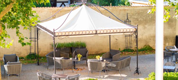 巴伦斯特伯恩斯坦城堡酒店(Bernstein Schlosshotel Ballenstedt)图片
