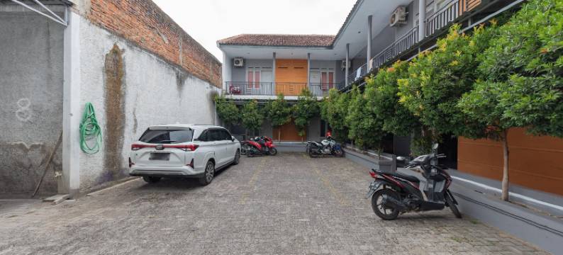 RedDoorz @ Merdeka Street Garut图片