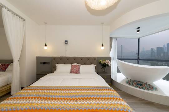 如愿小强哥公寓(南滨路分店)