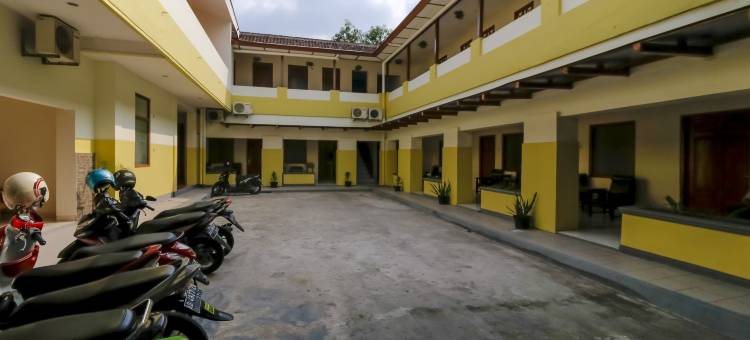 红多兹Plus酒店-里亚迪斯拉梅特(RedDoorz Plus @ Slamet Riyadi)图片