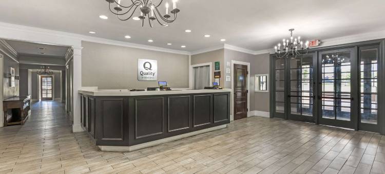 套房酒店(品质酒店套房桑蒂)(Quality Inn & Suites)图片