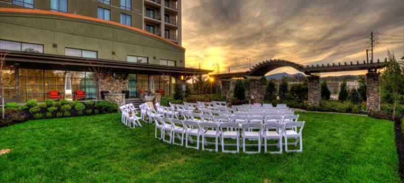 鸽子谷万怡酒店(Courtyard Pigeon Forge)图片