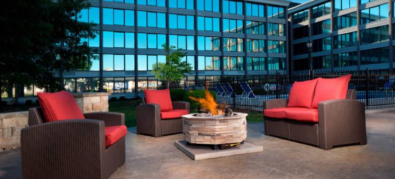 福朋喜来登喜來登酒店-堪萨斯城机场(Four Points by Sheraton Kansas City Airport)图片