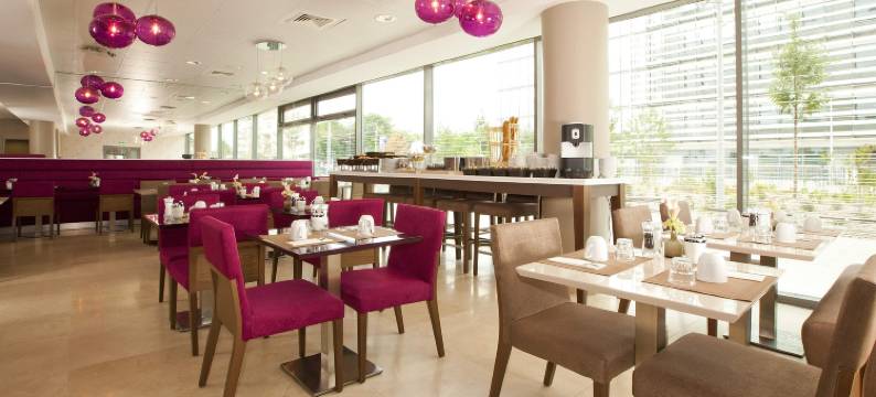 巴黎瑞熙侗伊西莱斯利诺酒店(Residhome Paris Issy les Moulineaux)图片