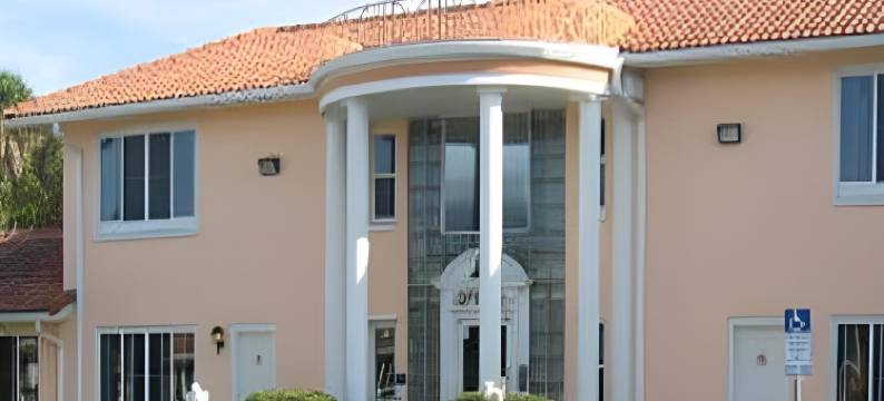 OYO超级酒店代托纳比奇机场附近(Super Inn by OYO Daytona Beach Near Airport)图片