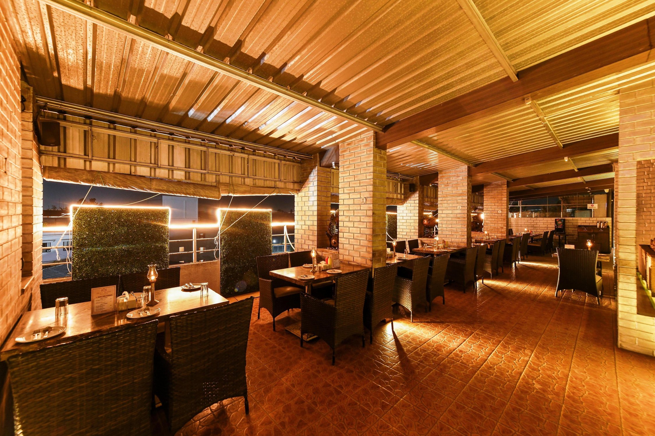 Hotel RoopaOver view