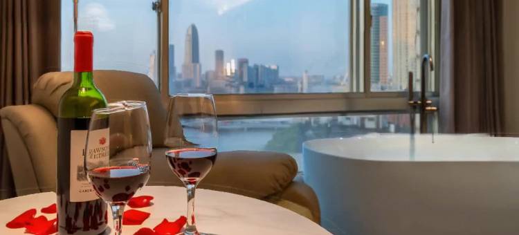 EZ Boomtel 逸宿泊庭酒店(宁波老外滩天一广场店)图片