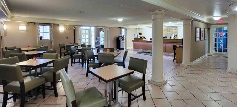 阿马里洛西医疗中心拉昆塔温德姆酒店(La Quinta Inn by Wyndham Amarillo West Medical Center)图片