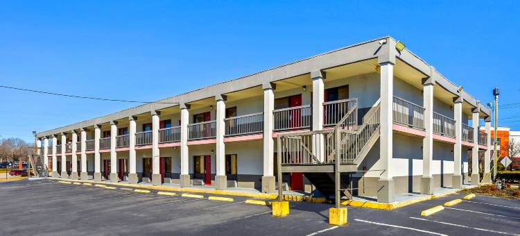 杰克逊堡美洲最佳价值酒店(Americas Best Value Inn Fort Jackson)图片