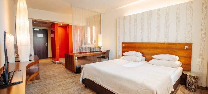 观园会议水疗酒店(Das Seepark Wörthersee Resort)图片