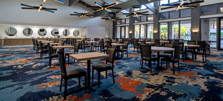 贝克斯菲尔德逸林酒店(DoubleTree by Hilton Bakersfield)图片