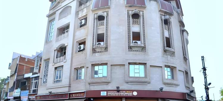 苏达山酒店(Hotel Sudarshan)图片