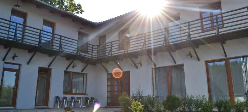 康德拉提斯农场酒店(Farm Kundratice)图片