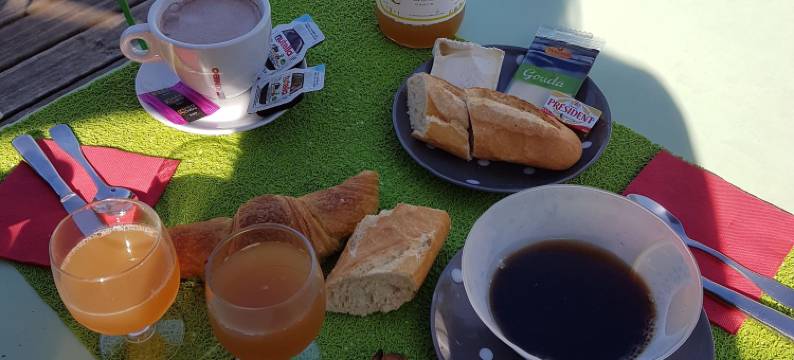 "香槟村 - 慢动作"(Le Village de la Champagne - Slowmoov)图片