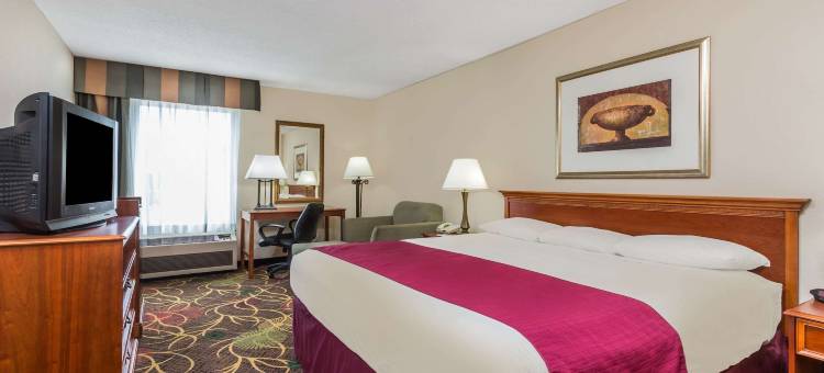 柯莉亚呗盟套房酒店(Baymont by Wyndham Cornelia)图片