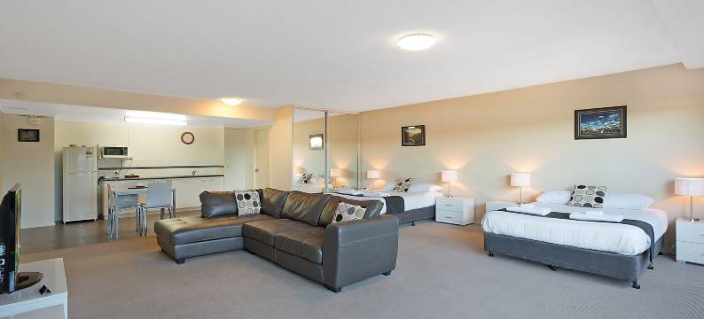 阿尔巴克尔公寓(Albacore Apartments)图片