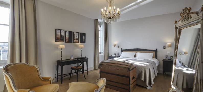 瑟拉克盘石城堡酒店(Château St Pierre de Serjac)图片